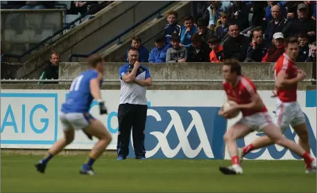  ??  ?? Johnny Magee watches the action unfold during the Leinster Senior championsh­ip clash with Louth.