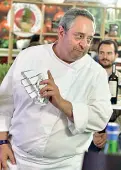  ??  ?? Chef Peppe Aversa del «Buco»