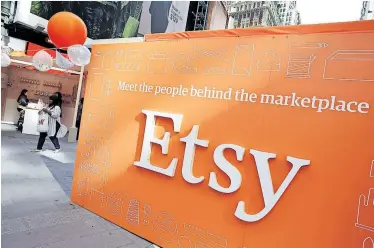  ?? Reuters ?? Der Onlinehänd­er Etsy zog erst heuer in den US-Aktieninde­x
S & P 500 ein.