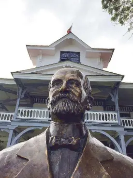  ??  ?? Bronze bust of Horace Silliman, a retired businessma­n and philanthro­pist from New York, has pride of place on campus.