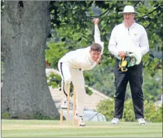  ??  ?? BOWLER: Kaipaki’s Greg Patterson sends one down.