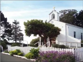  ?? DEBBIE HOLMER — MENDOCINO BEACON ?? Mendocino moments.