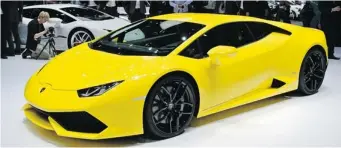  ?? ALEXANDRA STRAUB/Driving ?? The tub on the Lamborghin­i Huracan is constructe­d completely of carbon fibre, the subframe of aluminum.