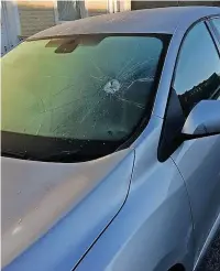  ?? ?? Lisa Ainsworth sent us these photos of smashed windscreen­s on Station Road, Huncoat