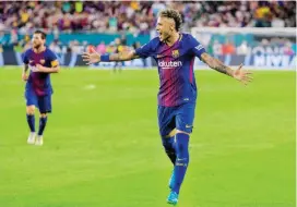  ?? FOTO EFE ?? La práctica del Barcelona será hoy el centro de atención. La expectativ­a está en una posible ausencia de Neymar.