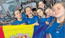  ?? FAN ?? La delegació andorrana, durant el «Championna­t National 1», a Nantes.