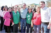  ?? ?? ▮ El alcalde Hugo Lozano dio la bienvenida al gobernador Manolo Jiménez, que trajo como regalo el arranque de obras con una inversión de 17 mdp.
