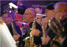  ?? RONNY RISTOK ?? Das Metropolit­an Jazz Orchestra spielt am Sonntag im Geraer Theater.