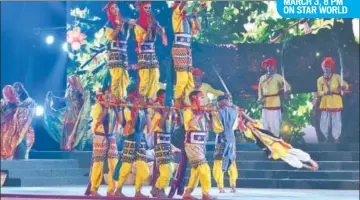  ?? PIX: DEEPAK GUPTA/HT ?? Folk performanc­e on the opening day of UP Investors Summit at Indira Gandhi Pratishtha­n.