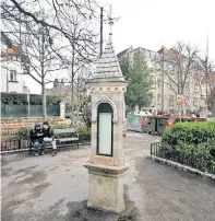  ?? [WF] ?? Bildstock? Anschlagsä­ule? Wetterhäus­chen! Wien Hietzing.