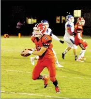  ?? MARK HUMPHREY ENTERPRISE-LEADER ?? Javan Jowers, shown taking off after catching a screen pass against Greenbrier as a junior, is a sure-handed tailback and slot receiver. Jowers took this pass reception for 33 yards and a first down. His career aim is to become an officer in the United...