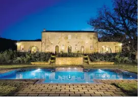  ?? PHOTOS: EXCLUSIVE RESORTS ?? One of the private houses in Tuscany, Italy, offered by Exclusive Resorts, a company that gives its 3,500 members access to 70 luxury homes around the world.