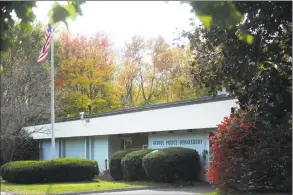  ?? Autumn Driscoll / Hearst Connecticu­t Media file photo ?? Bethel’s old police station on Plumtrees Road could serve as a home for constructi­on crews working on renovating Johnson and and Rockwell elementary school.