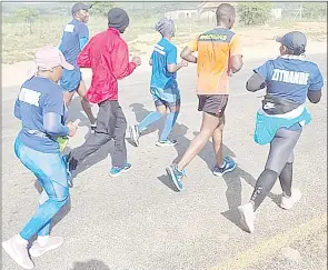  ?? (Courtesy Pic) ?? The Zithande Woza Festive Training Programme’s next road running route will start from Mehlwabovu Hill to Manzini on Saturday morning.