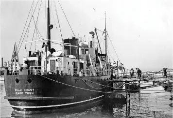  ?? UNICORN COLLECTION ?? ZULU Coast (later Zulu) alongside the dolphin berth at Lambert’s Bay to load fish products for Cape Town. As Zulu, she was lost south of Cape Columbine in July 1971 after a collision – in fog – with the larger coaster Ovambo. An earlier Zulu Coast was wrecked on the west coast in April 1953, and the earlier Ovambo Coast grounded on Marcus Island at Saldanha Bay in July 1958, both accidents occurring in thick fog.
|