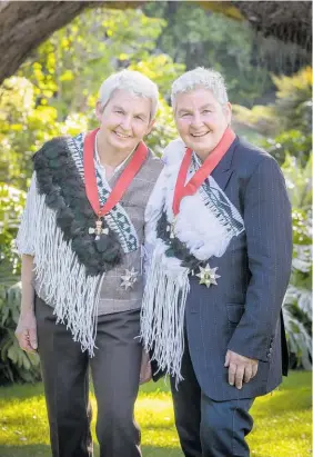  ?? Photo / Greg Bowker ?? Jools Topp (left) and sister Lynda received the Insignia of a Dame of the New New Zealand Order of Merit yesterday.