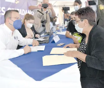  ?? PABLO RODRÍGUEZ ?? El alcalde Marco Bonilla atendió a la ciudadanía.