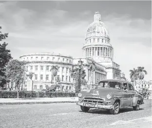  ??  ?? Cada vez es más fácil viajar a Cuba, gracias a unas nuevas medidas tomadas por el Gobierno de Estados Unidos.
