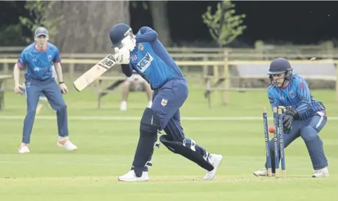  ?? ?? Chichester Priory Park make a breakthrou­gh against Brighton at Goodwood. Chi won by six wickets | Picture: Martin Denyer