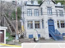  ??  ?? L’adolescent­e s’entraînait avec un groupe dans l’escalier du Cap-blanc. C’est en sortant des toilettes du café, voisin de l’escalier, que l’agresseur l’a agrippée par le cou.