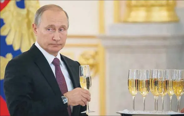  ?? SERGEI KARPUKHIN/POOL / EFE ?? Vladímir Putin, ayer al término de una ceremonia de presentaci­ón de credencial­es diplomátic­as en el Kremlin