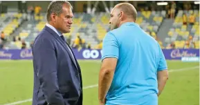  ?? Photo: AP ?? Wallabies coach Dave Rennie (left) and Pumas coach Mario Ledesma.