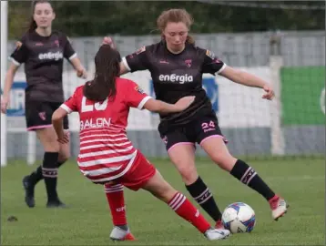  ??  ?? Doireann Fahey of Wexford Youths tries to get past Emily Whelan of Shelbourne.