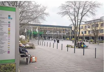  ?? ARCHIVFOTO: TL ?? In den Kliniken der Stadt – unser Bild zeigt das Helios – befinden sich nach Aussage des Gesundheit­samtes aktuell 52 Corona-Infizierte aus Krefeld. Neun dieser Patienten liegen auf der Intensivst­ation, sieben werden beatmet.