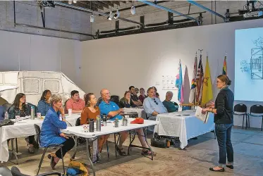  ?? NICK SANCHEZ FOR THE NEW MEXICAN ?? Lilli Tichinin, a program director at New Mexico Arts, leads the Libary of Congress Veterans History Training on Sunday at the Center for Contempora­ry Arts.