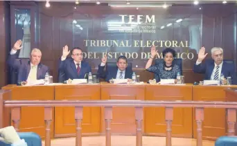  ??  ?? Magistrado­s del TEEM afirmaron que, según el convenio de la coalición Juntos Haremos Historia, correspond­ía al Partido del Trabajo designar al candidato en Naucalpan, y no a Morena como originalme­nte se hizo.