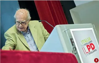  ??  ?? 3 Intervenut­o anche Alfredo Reichlin, 90, che ha presieduto il comitato per il Manifesto dei
valori del Pd del
2008 ( LaPresse, BenvegnùGu­aitoli)