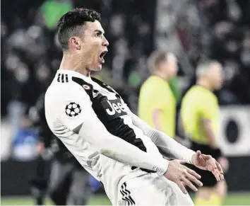  ?? AFP ?? Eine eindeutig zweideutig­e Pose: Ronaldo provoziert­e mit seiner Jubelgeste.