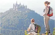  ?? FOTO: PR ?? Und immer wieder die Hohenzolle­rn-Burg ...