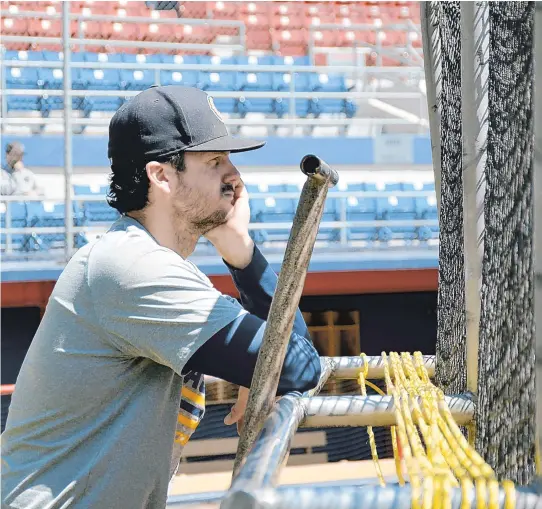  ??  ?? T.J. Stanton à l’oeuvre lors du présent camp d’entraîneme­nt des Capitales.