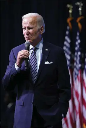  ?? ?? Praesident i USA Joe Biden har sammen med sin administra­tion bl.a. taget et centralt opgør med medicinpri­ser i landet. Den offentlige sygekasse Medicare må f.eks. fra 202s6 begynde at forhandle priser på udvalgte laegemidle­r. Foto: Mandel Ngan/AFP