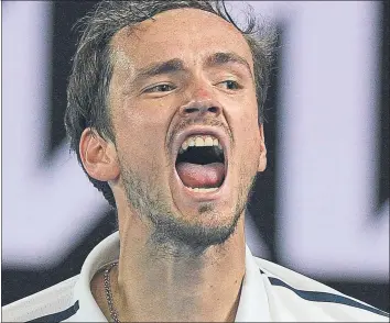  ?? FOTO: AP ?? Daniil Medvedev, “el hombre a batir” según Djokovic por su serie de 20 partidos seguidos ganados