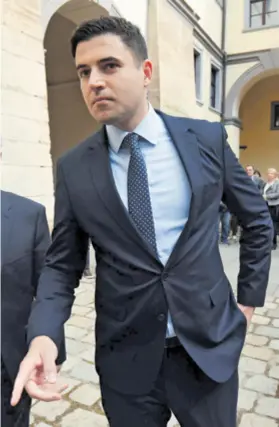  ??  ?? Davor Bernardić, šef SDP-a. Stranka već godinama vodi “imovinske borbe”