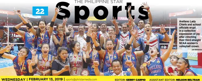  ??  ?? Arellano Lady Chiefs and school officials erupt in a collective expression of joy after clinching their third straight NCAA women’s volleyball crown.