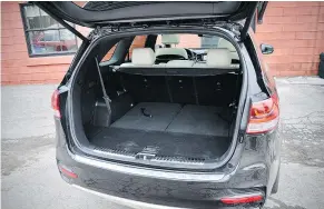  ??  ?? Total cargo room in the 2018 Kia Sorento is a generous 2,066 litres with all the seats down, and 320 litres behind the third-row seats.