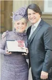  ??  ?? Dame Barbara Windsor and husband Scott Mitchell.