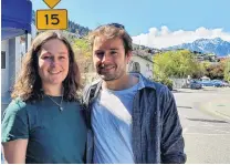  ?? PHOTO: MATTHEW MCKEW ?? Two among many . . . New Zealander Bailey Broughton and Canadian partner Jon Reid were among the many people who attended an immigratio­n and visa advice session in Queenstown yesterday.