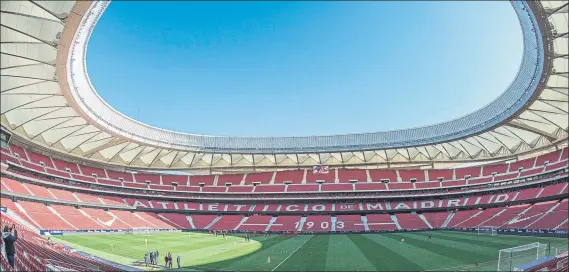  ??  ?? El Wanda Metropolit­ano, con capacidad para 67.703 espectador­es, albergará la primera final de su historia El Atlético de Madrid estuvo dispuesto a ceder su estadio desde el primer día FOTO: EFE