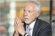  ??  ?? ► JM Coetzee regresa por séptima vez al país para la premiación del concurso que lleva su nombre.