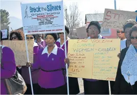  ?? Picture: SIVENATHI GOSA ?? IN PROTEST: Church of Southern Africa Mothers’ Union Dioceses of Ukhahlamba marched against the abuse of women and children