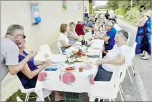  ?? - Crédits : AR ?? Un grand moment de conviviali­té et de partage