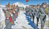  ?? PTI ?? ■
Indian and Chinese soldiers celebrate the new year along the Indo-China border in Arunachal Pradesh on Jan 1, 2019.