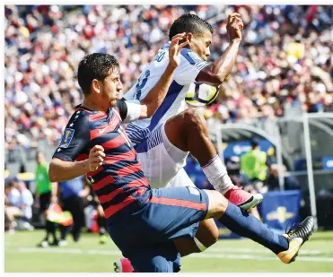  ??  ?? Alejandro Bedoya, left, of the US vies with Panama’s Miguel Camargo during a CONCACAF Gold Cup Group B match in Nashville, Tennessee, on Saturday. (AFP)