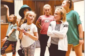  ?? Photo courtesy Missy Gipson ?? Jenna Cossey, Elizabeth Marine, Jamison Hayes, Kaylee Mashburn, Maggie Adair and Olivia Rogers rehearse for “Oz: The REAL Story,” presented Feb. 14-15 by the Young Actors Guild in Fort Smith.