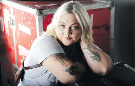  ?? MARK HUMPHREY/THE ASSOCIATED PRESS ?? Singer Elle King’s new album, Shake the Spirit, is an emotional reflection on the end of her marriage.