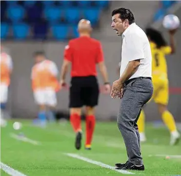  ?? Foto: Ben Majerus / LW-Archiv ?? Carlos Fangueiro: „In den ersten 35 Minuten haben wir es Poznan zu leicht gemacht.“